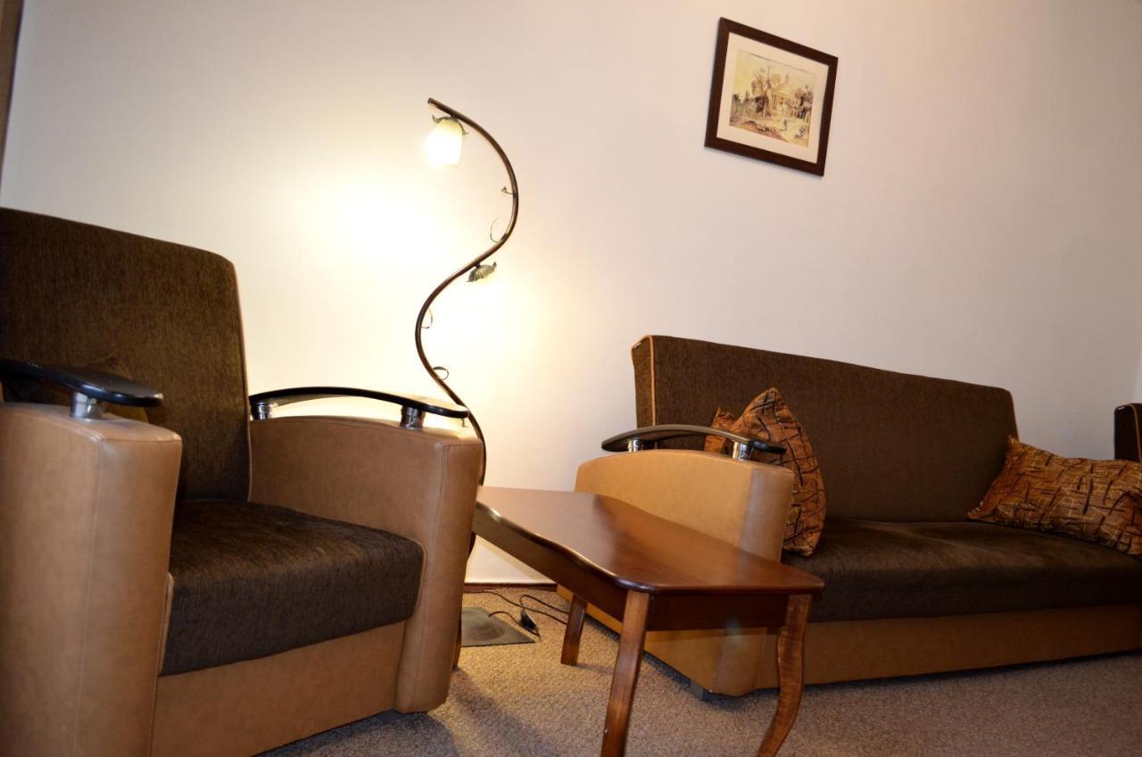 Chapayev Apartments كييف المظهر الخارجي الصورة
